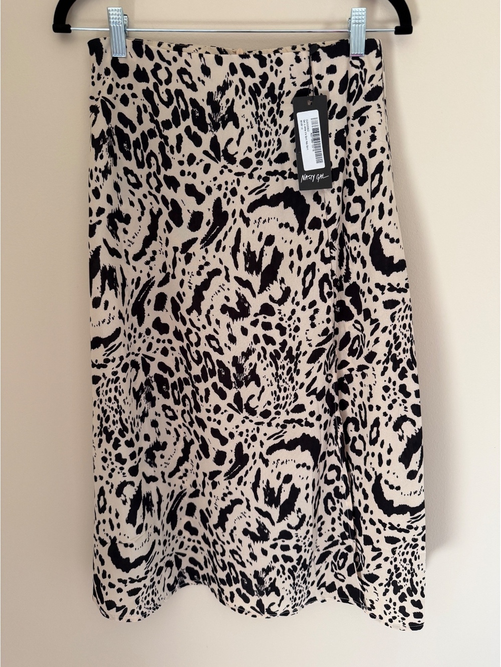 6 NWT Nasty Gal midi skirt